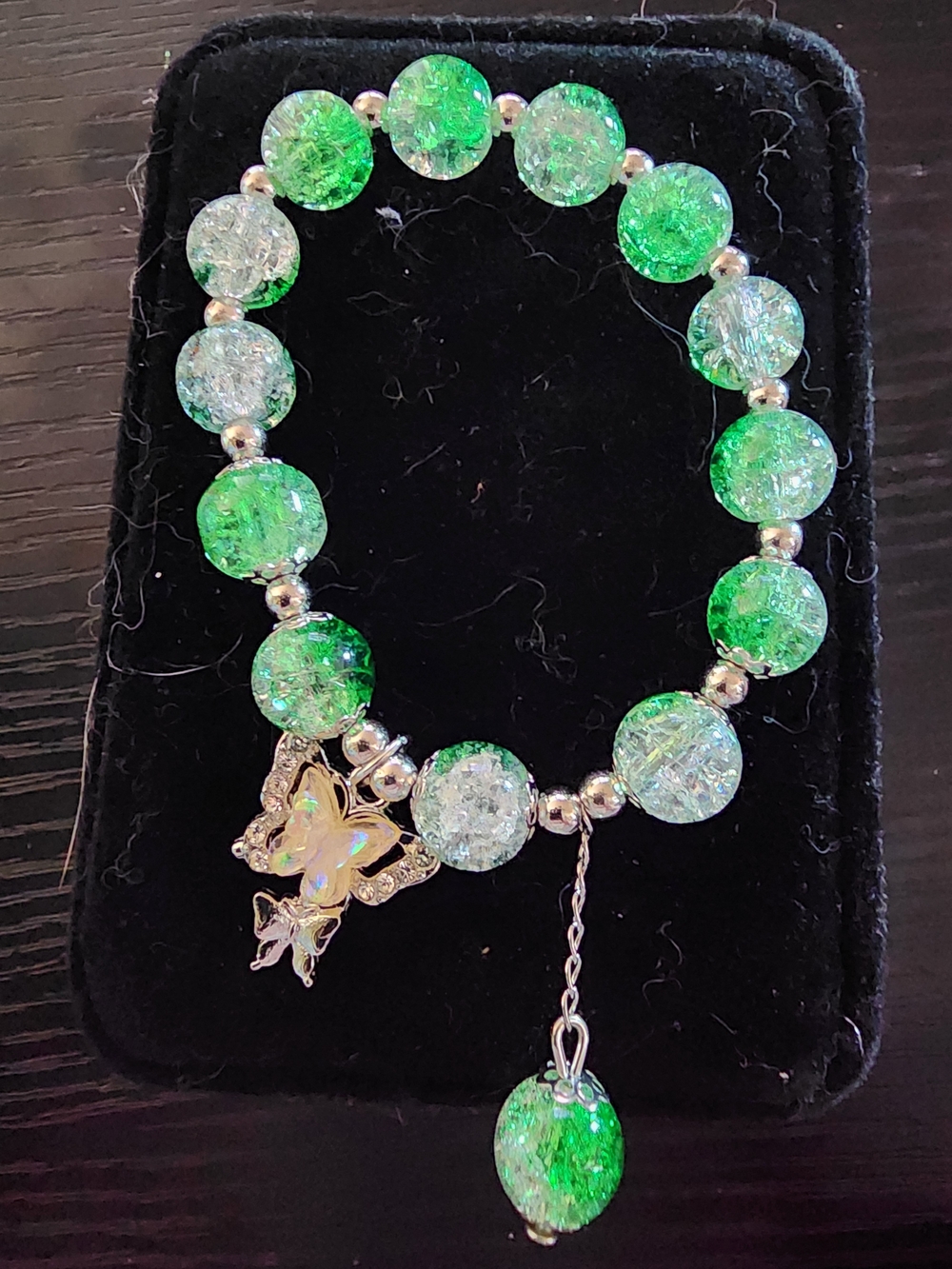 Green Crackle Bead Charm Bracelet